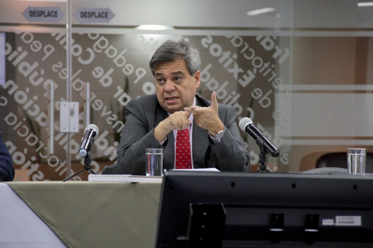 Director de Función Pública, Fernando Grillo