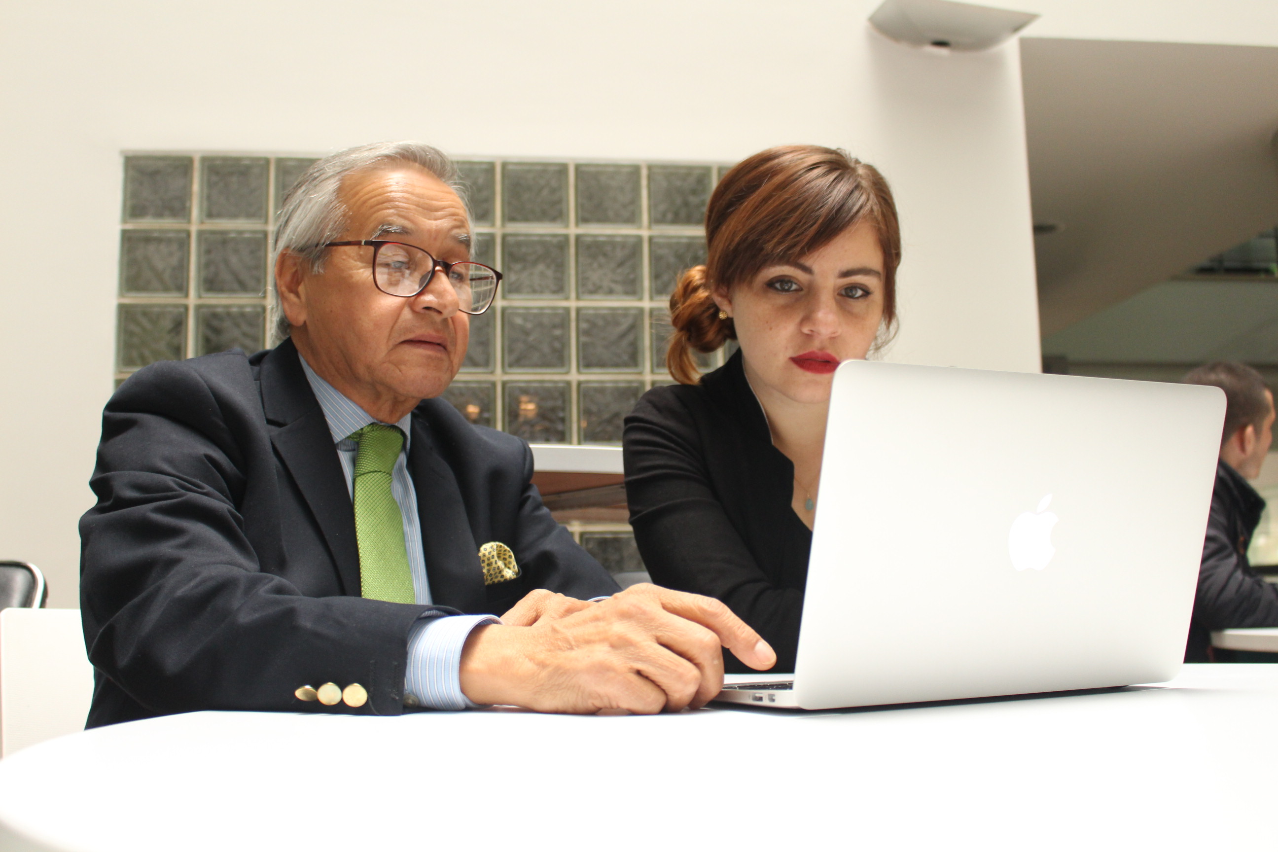 El presidente Juan Manuel Santos expidió tres decretos que establecen la planta de personal parcial, el sistema especial de remuneración de los funcionarios y parcialmente la estructura de la Unidad de Víctimas de Búsqueda de Personas dadas por Desaparecidas en el contexto y en razón del conflicto armado (UBPD).